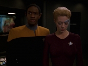 extant_StarTrek_VOY_7x18-HumanError_0510.jpg