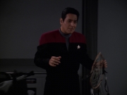 Filename=extant_StarTrek_VOY_7x18-HumanError_0682.jpg
Filesize=90KiB
Dimensions=1200x900
Date added=Jan 16, 2020 extant_StarTrek_VOY_7x18-HumanError_0682.jpg