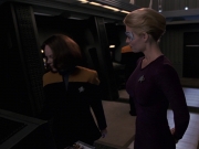 extant_StarTrek_VOY_7x18-HumanError_1276.jpg