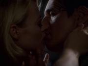 extant_StarTrek_VOY_7x18-HumanError_1701.jpg