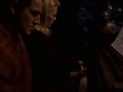 extant_StarTrek_VOY_7x18-HumanError_1970.jpg