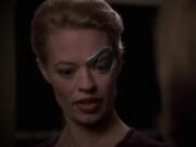 extant_StarTrek_VOY_7x18-HumanError_2410.jpg