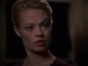 extant_StarTrek_VOY_7x18-HumanError_2412.jpg