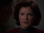 extant_StarTrek_VOY_7x18-HumanError_2420.jpg