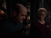 extant_StarTrek_VOY_7x18-HumanError_3419.jpg