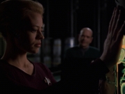 extant_StarTrek_VOY_7x18-HumanError_3524.jpg