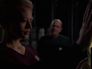 extant_StarTrek_VOY_7x18-HumanError_3530.jpg