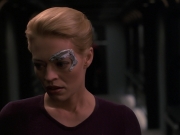 extant_StarTrek_VOY_7x18-HumanError_3632.jpg