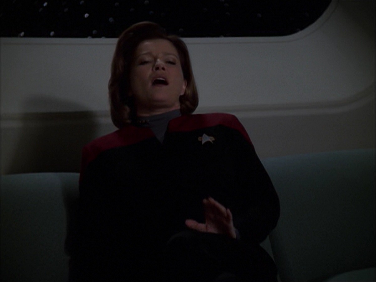 extant_StarTrek_VOY_7x19-Q2_0038.jpg