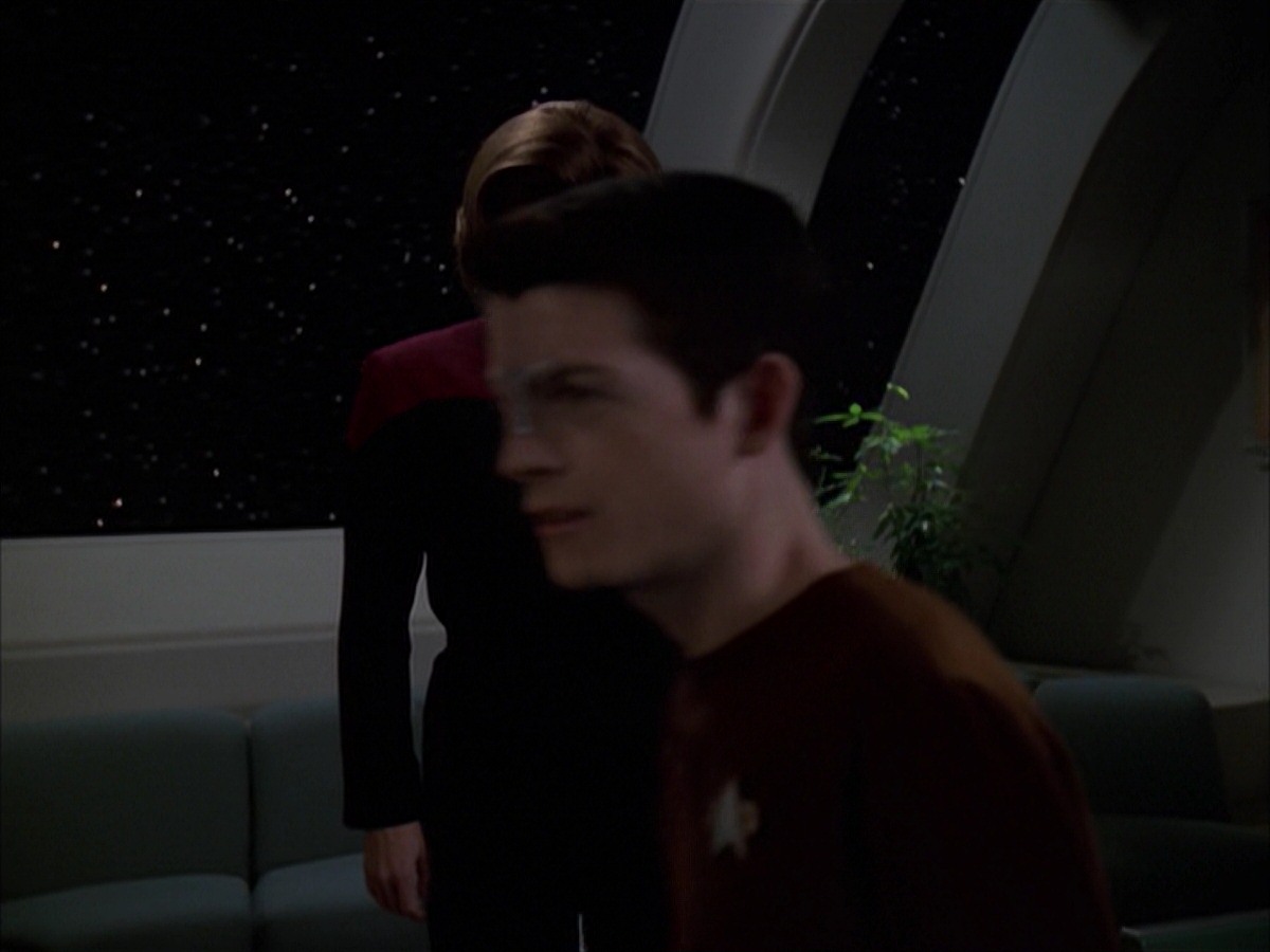 extant_StarTrek_VOY_7x19-Q2_0071.jpg