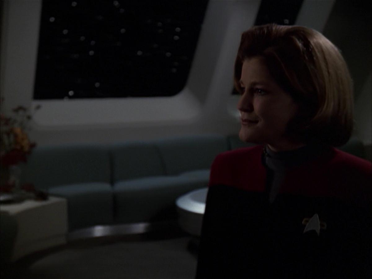 extant_StarTrek_VOY_7x19-Q2_0076.jpg