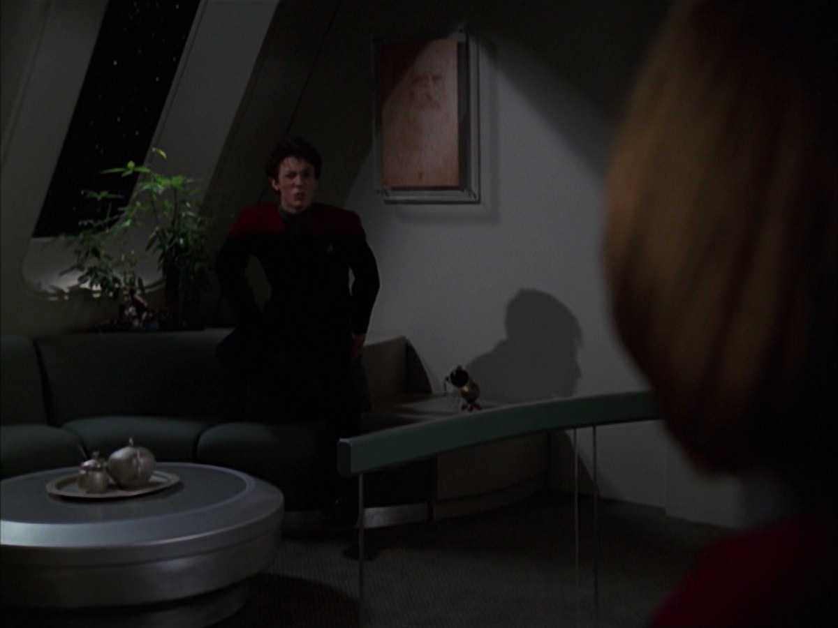 extant_StarTrek_VOY_7x19-Q2_0097.jpg