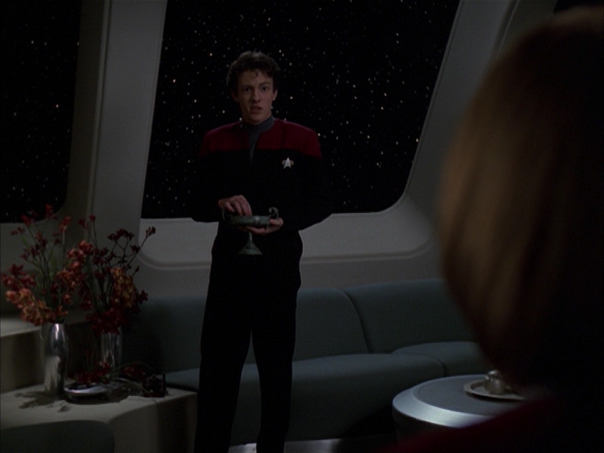 extant_StarTrek_VOY_7x19-Q2_0114.jpg