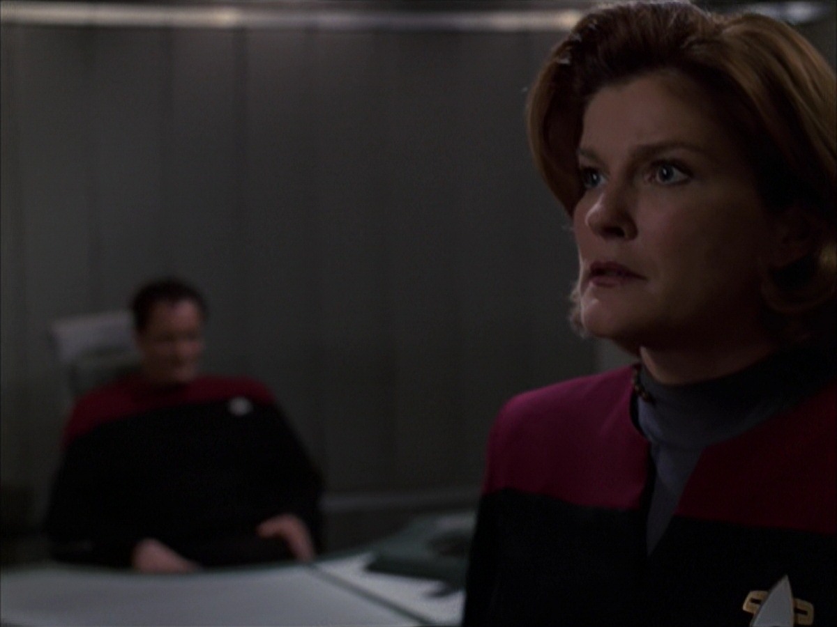 extant_StarTrek_VOY_7x19-Q2_0117.jpg