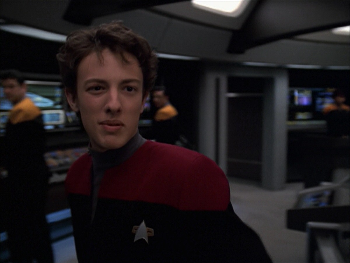 extant_StarTrek_VOY_7x19-Q2_0386.jpg