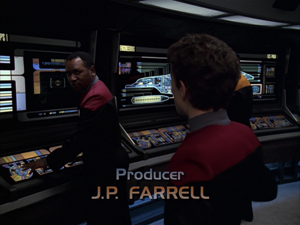extant_StarTrek_VOY_7x19-Q2_0390.jpg