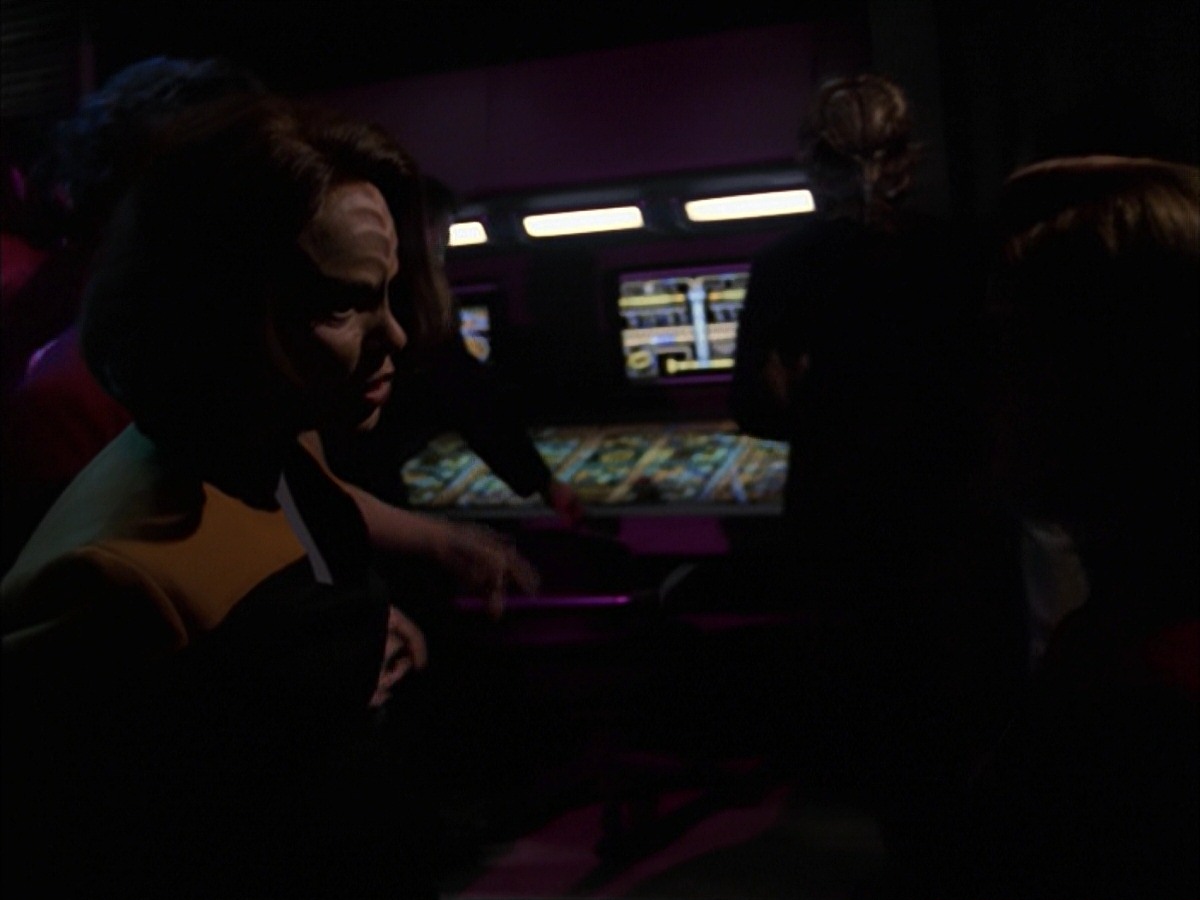 extant_StarTrek_VOY_7x19-Q2_0488.jpg