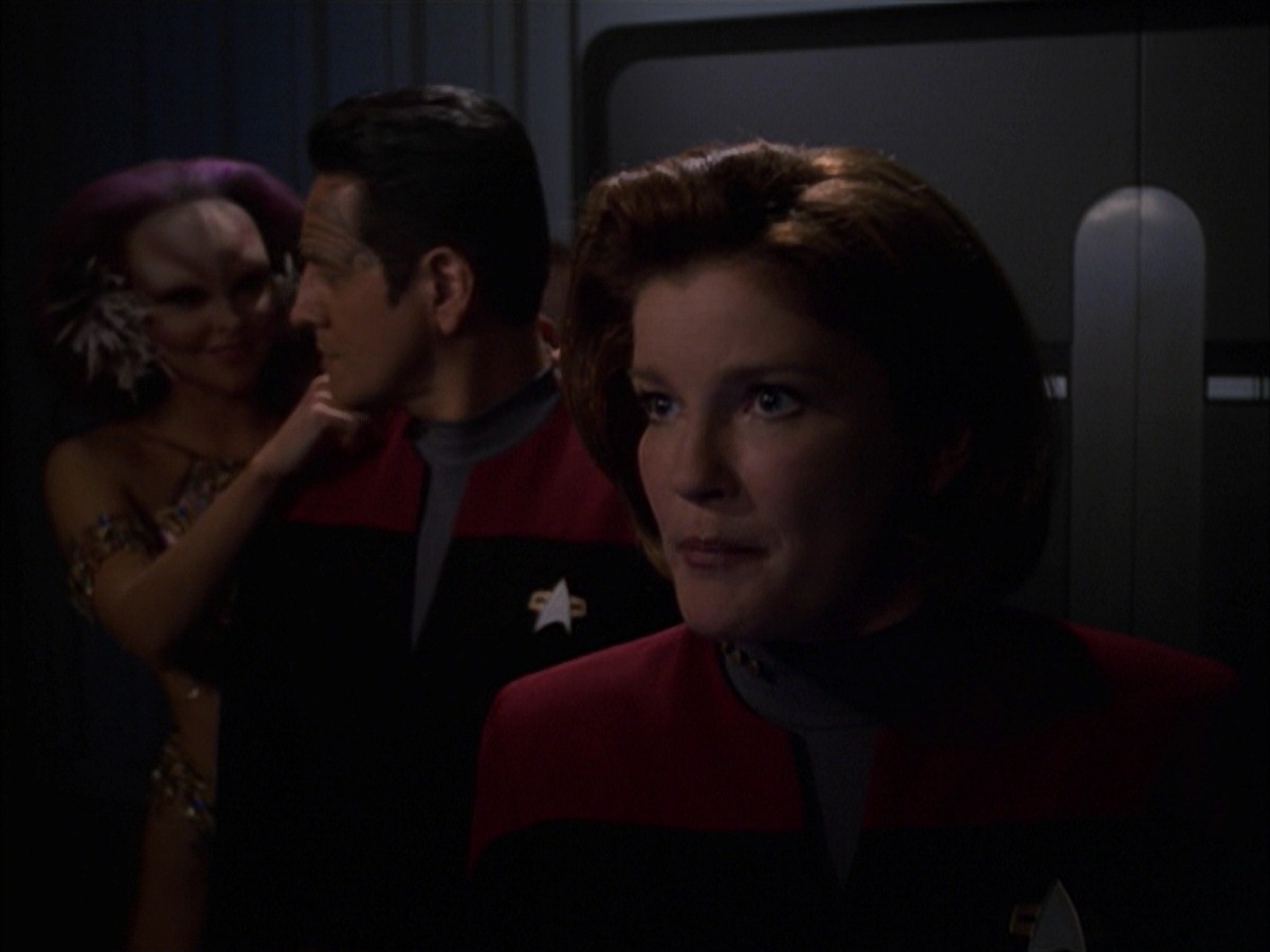 extant_StarTrek_VOY_7x19-Q2_0497.jpg