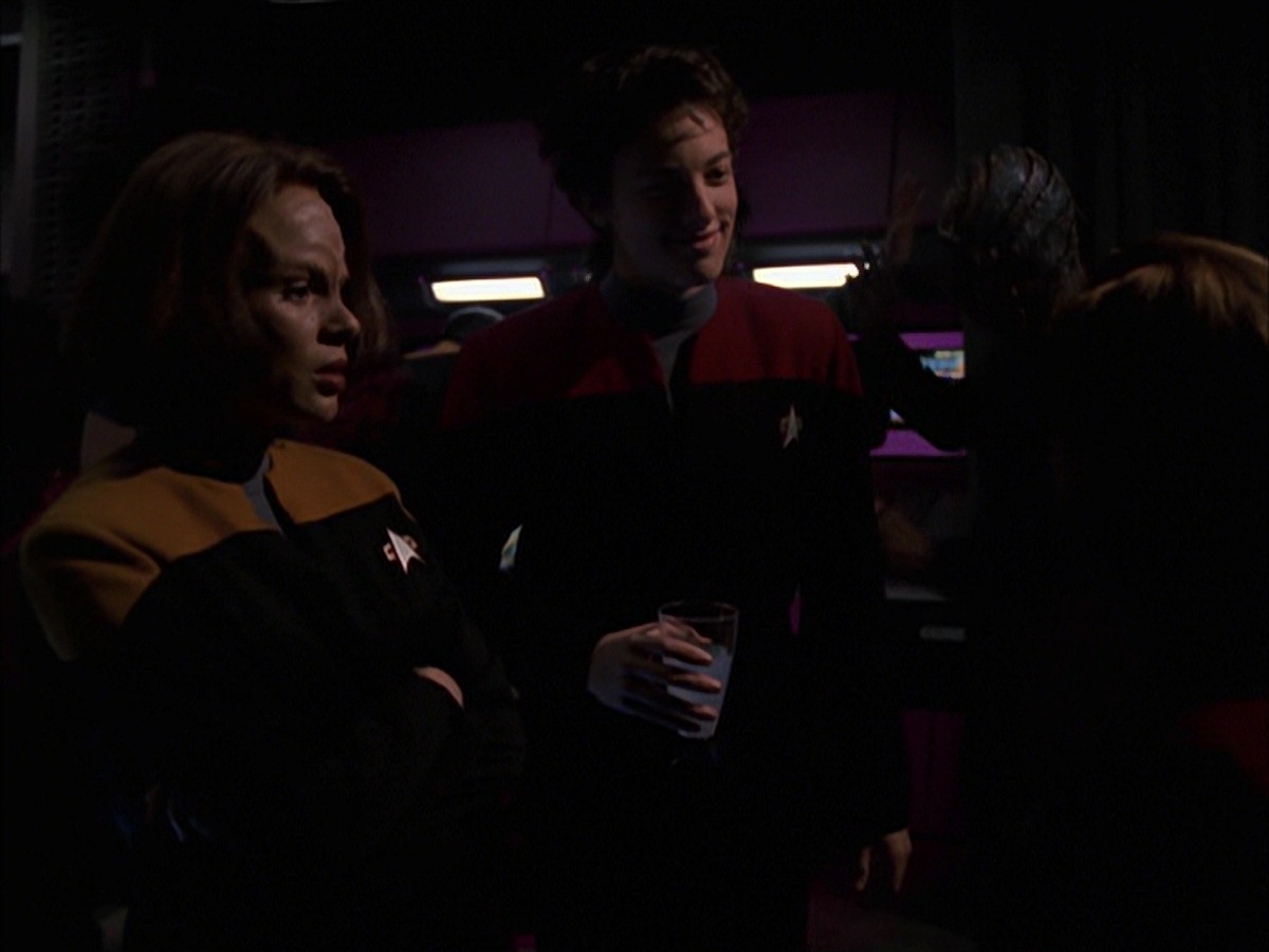extant_StarTrek_VOY_7x19-Q2_0498.jpg