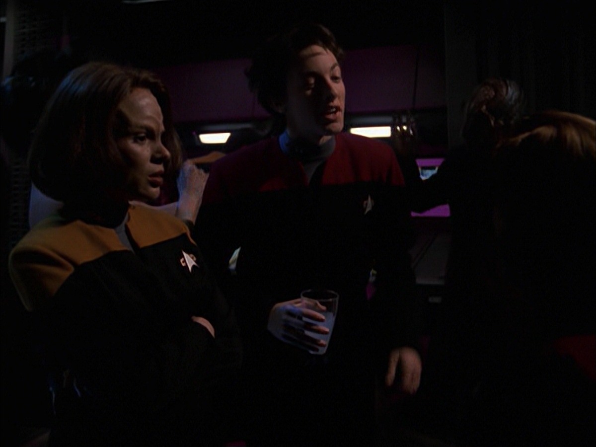 extant_StarTrek_VOY_7x19-Q2_0499.jpg