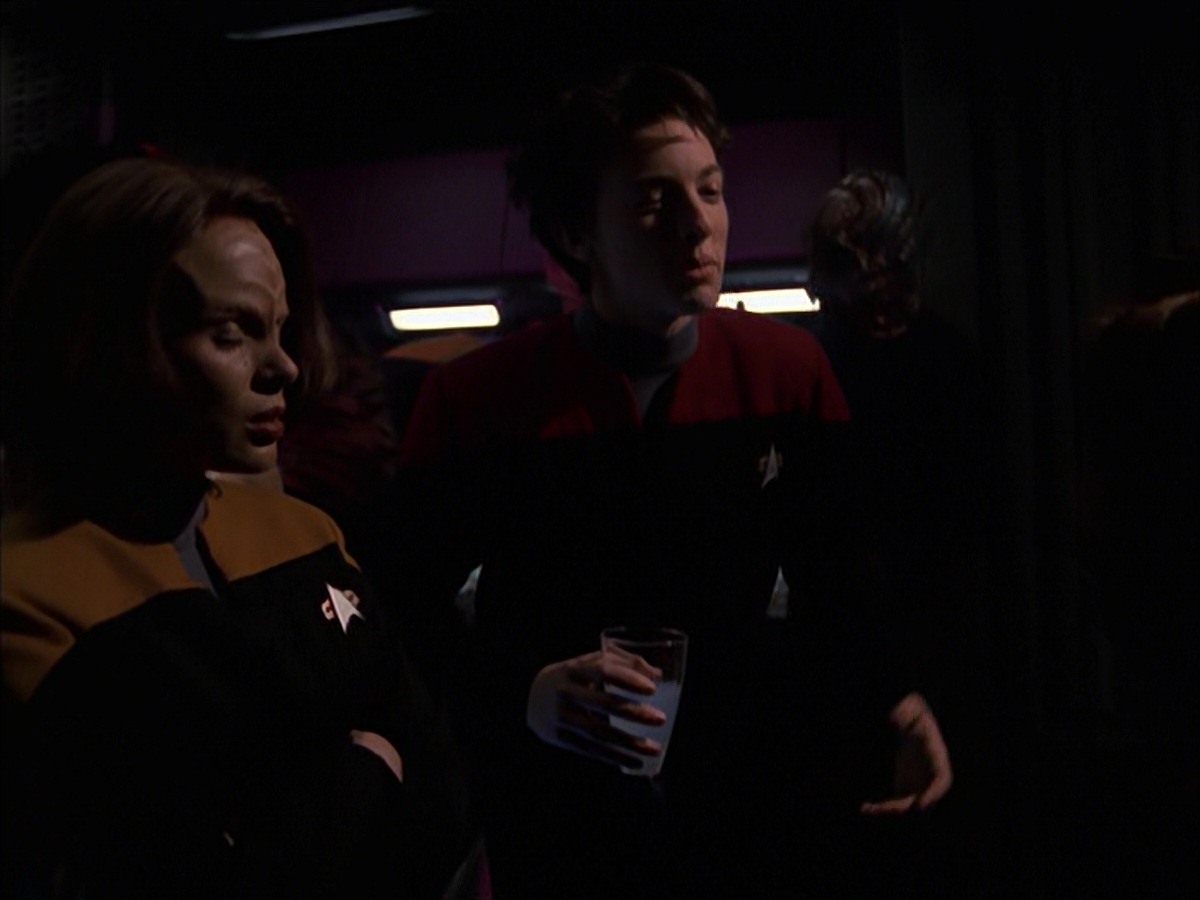 extant_StarTrek_VOY_7x19-Q2_0501.jpg