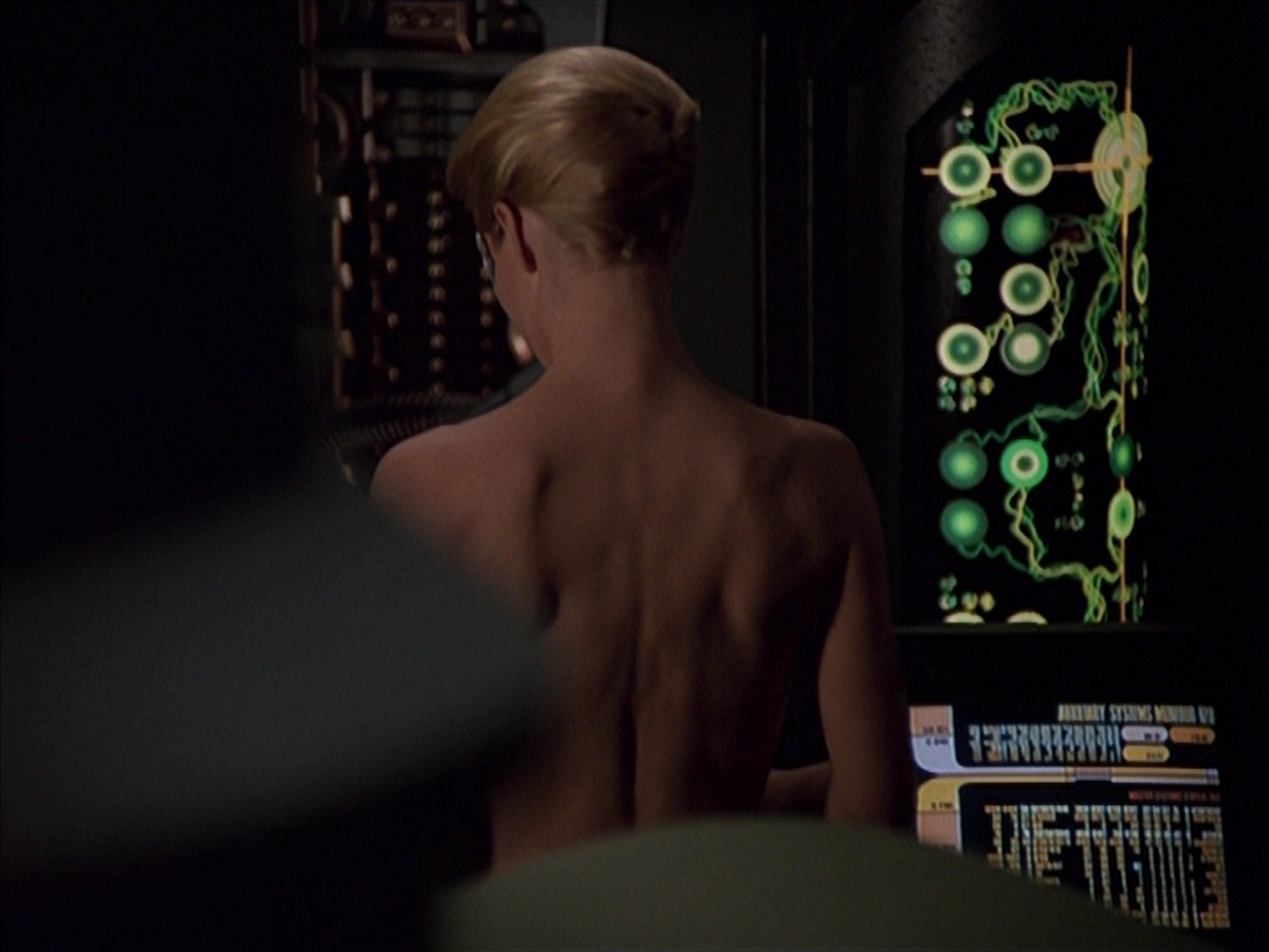 extant_StarTrek_VOY_7x19-Q2_0549.jpg