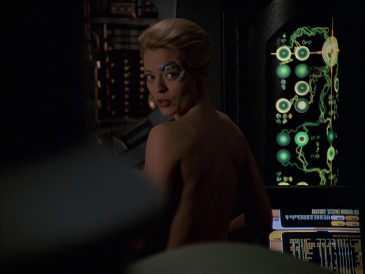 extant_StarTrek_VOY_7x19-Q2_0554.jpg