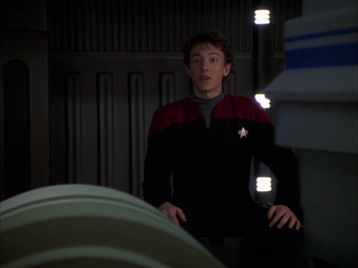 extant_StarTrek_VOY_7x19-Q2_0559.jpg