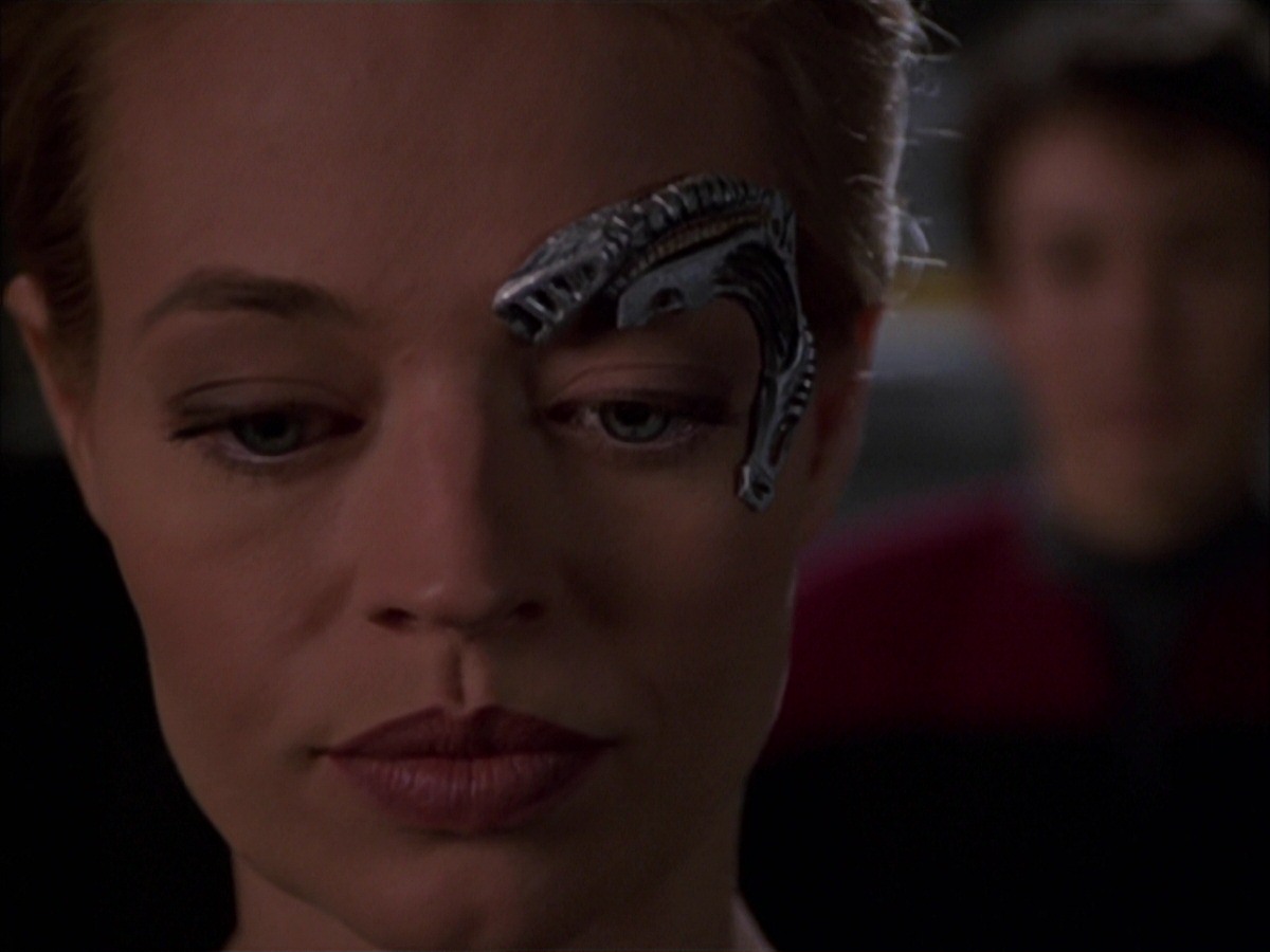 extant_StarTrek_VOY_7x19-Q2_0575.jpg