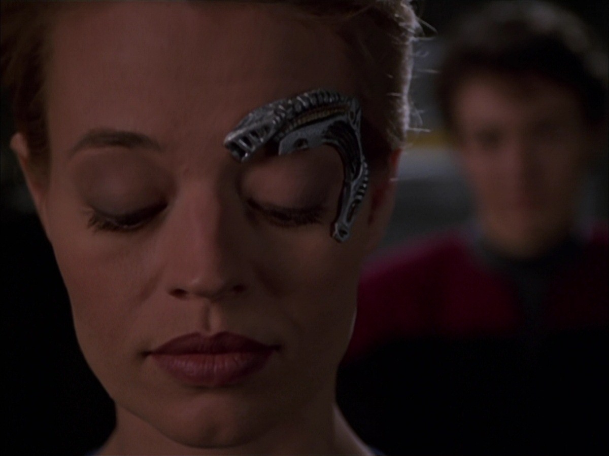 extant_StarTrek_VOY_7x19-Q2_0577.jpg
