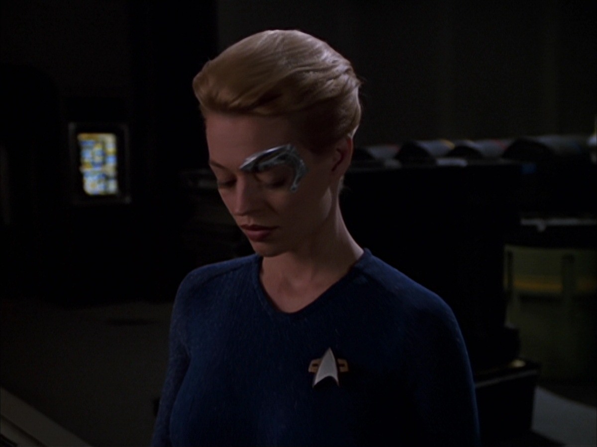 extant_StarTrek_VOY_7x19-Q2_0586.jpg