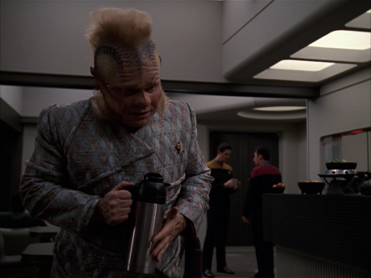 extant_StarTrek_VOY_7x19-Q2_0625.jpg