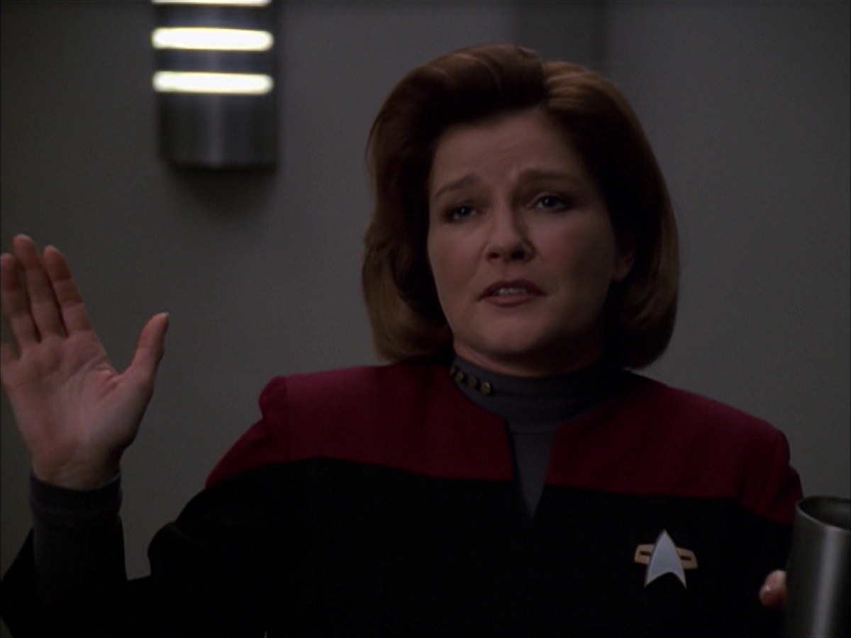 extant_StarTrek_VOY_7x19-Q2_0630.jpg