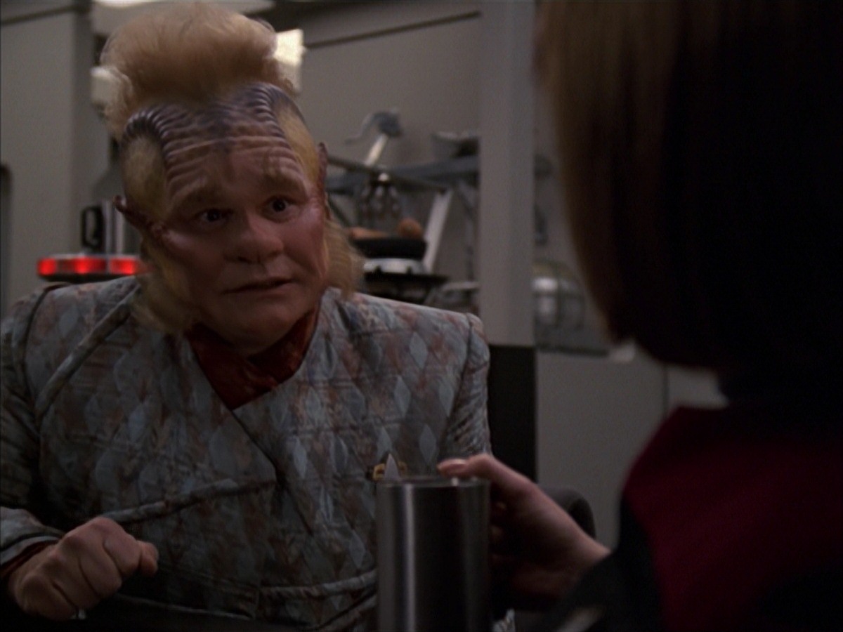 extant_StarTrek_VOY_7x19-Q2_0639.jpg