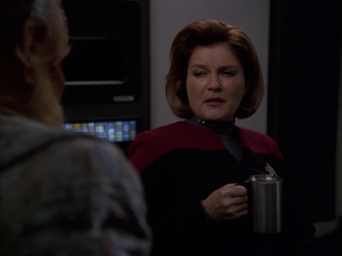 extant_StarTrek_VOY_7x19-Q2_0646.jpg