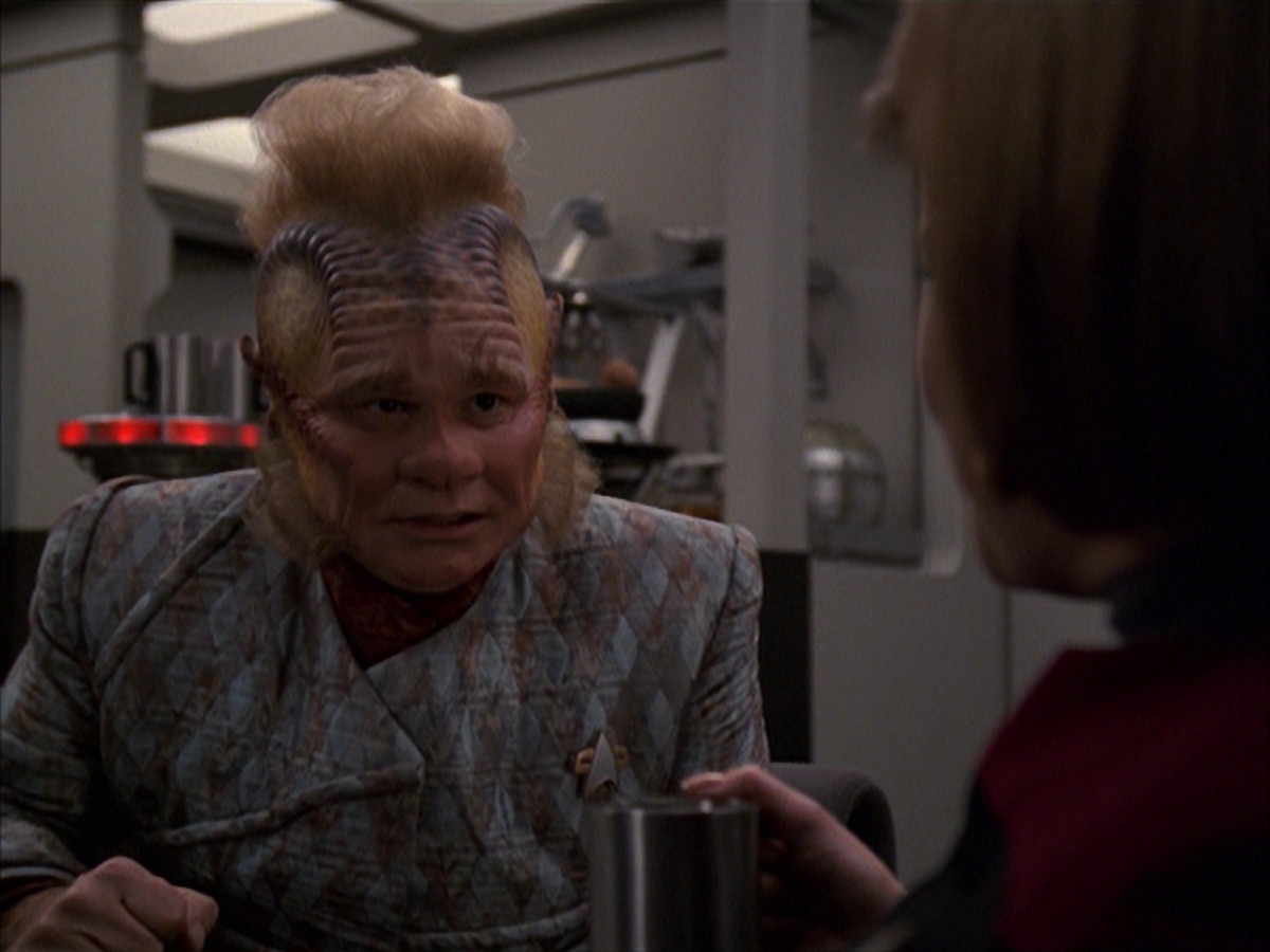 extant_StarTrek_VOY_7x19-Q2_0659.jpg