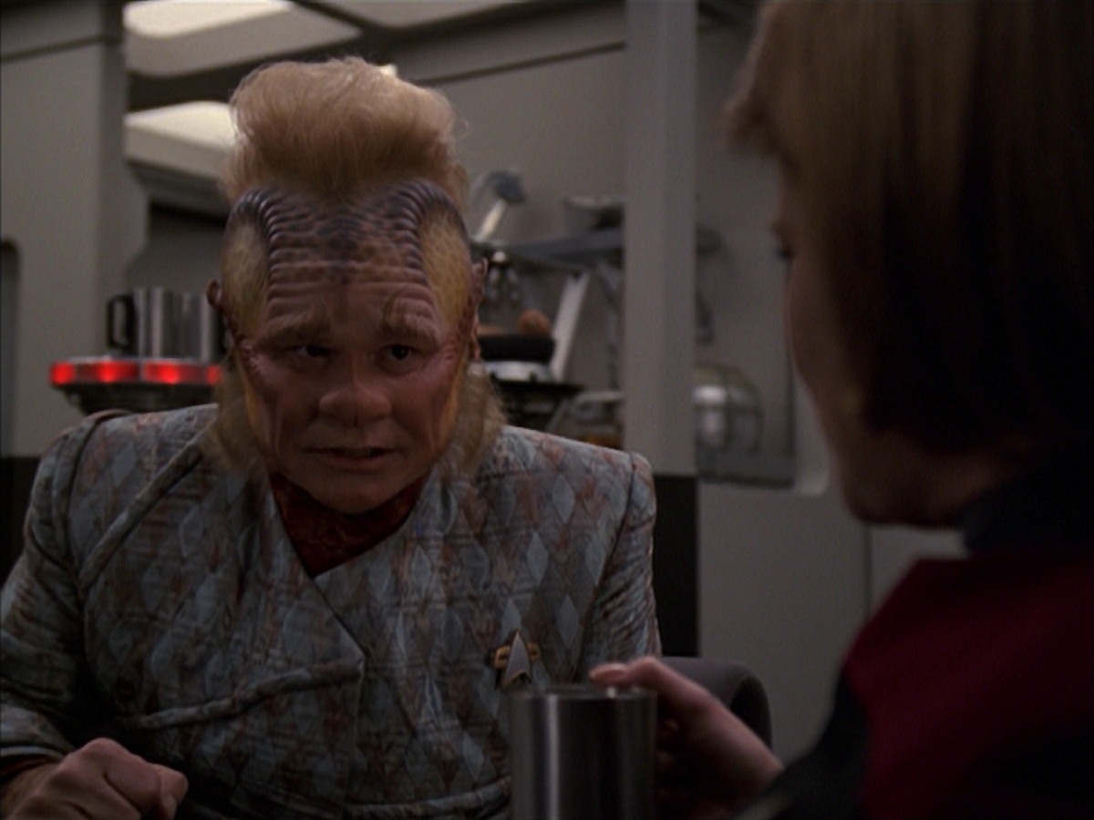 extant_StarTrek_VOY_7x19-Q2_0660.jpg