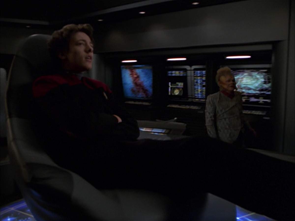extant_StarTrek_VOY_7x19-Q2_0696.jpg