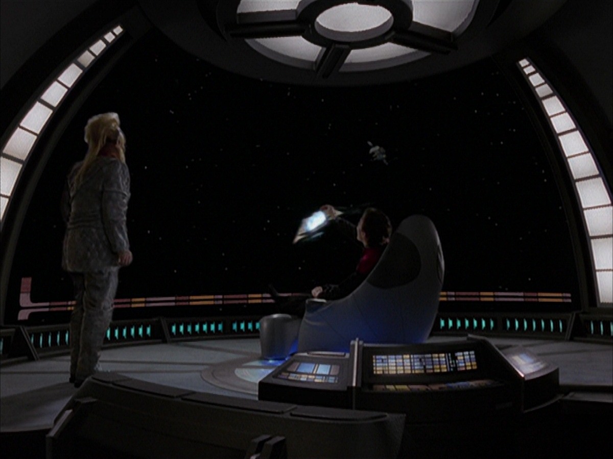 extant_StarTrek_VOY_7x19-Q2_0708.jpg