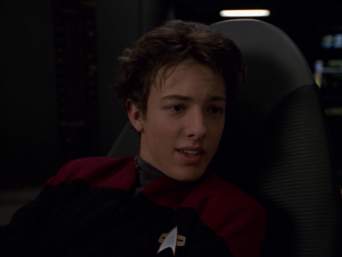 extant_StarTrek_VOY_7x19-Q2_0755.jpg
