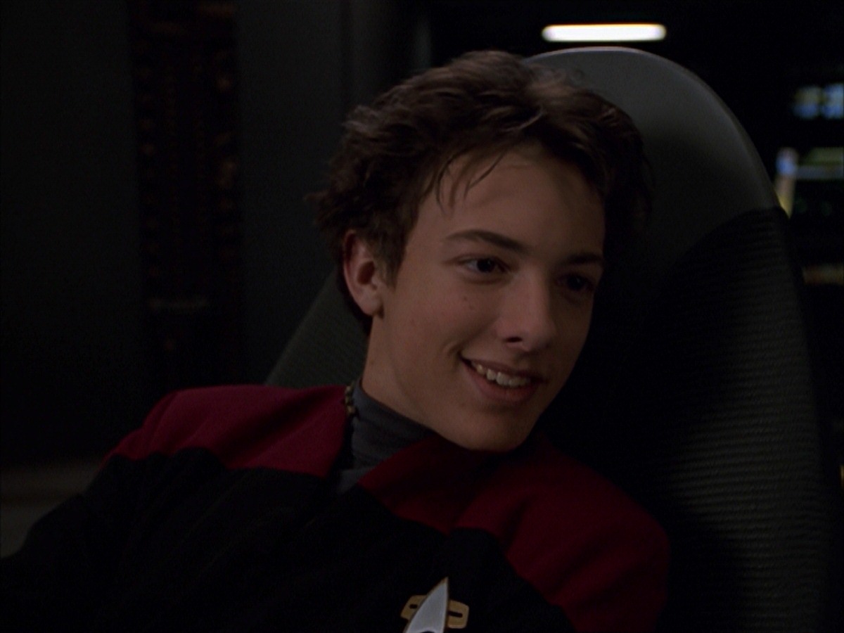 extant_StarTrek_VOY_7x19-Q2_0757.jpg