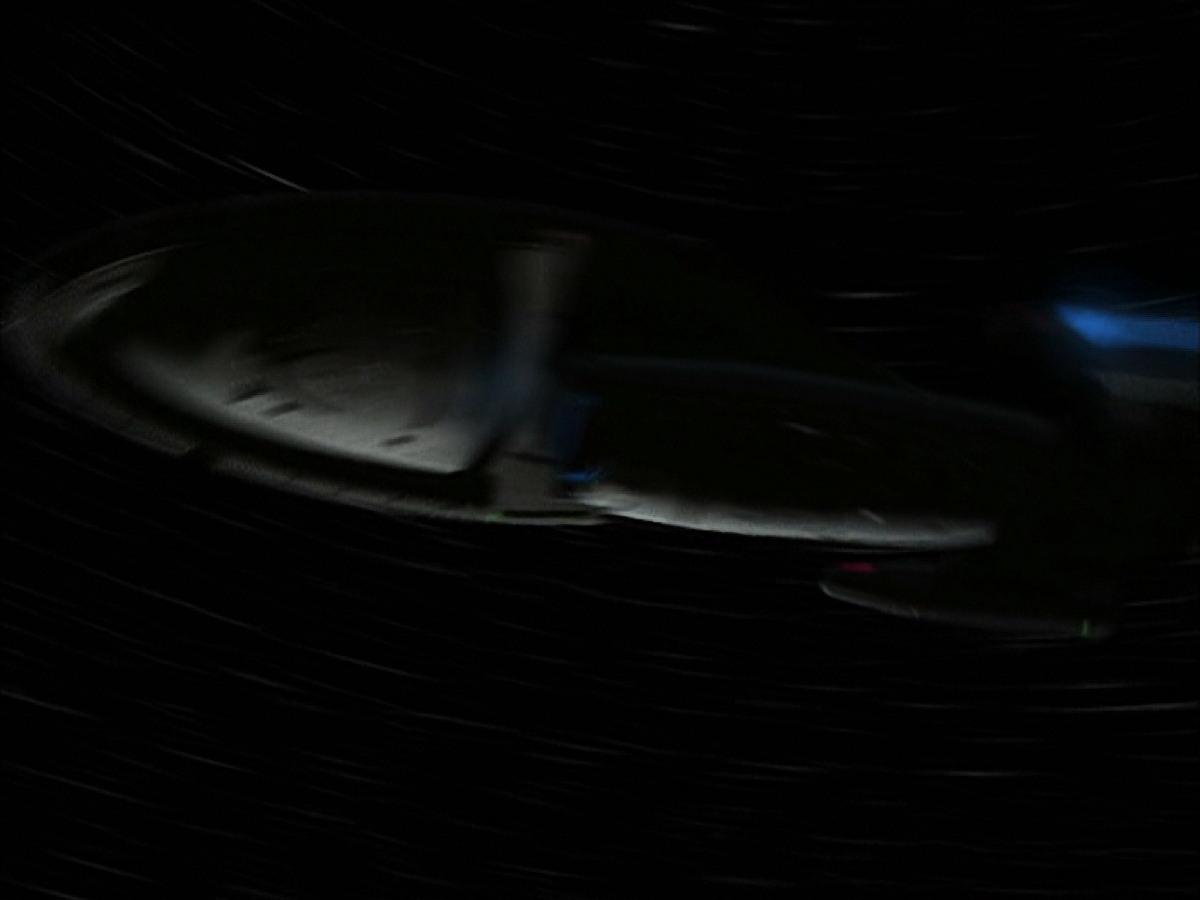 extant_StarTrek_VOY_7x19-Q2_0814.jpg