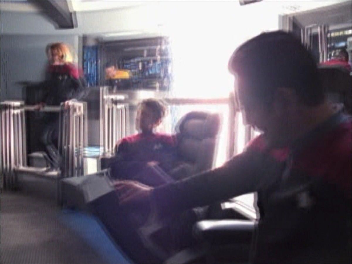 extant_StarTrek_VOY_7x19-Q2_0818.jpg