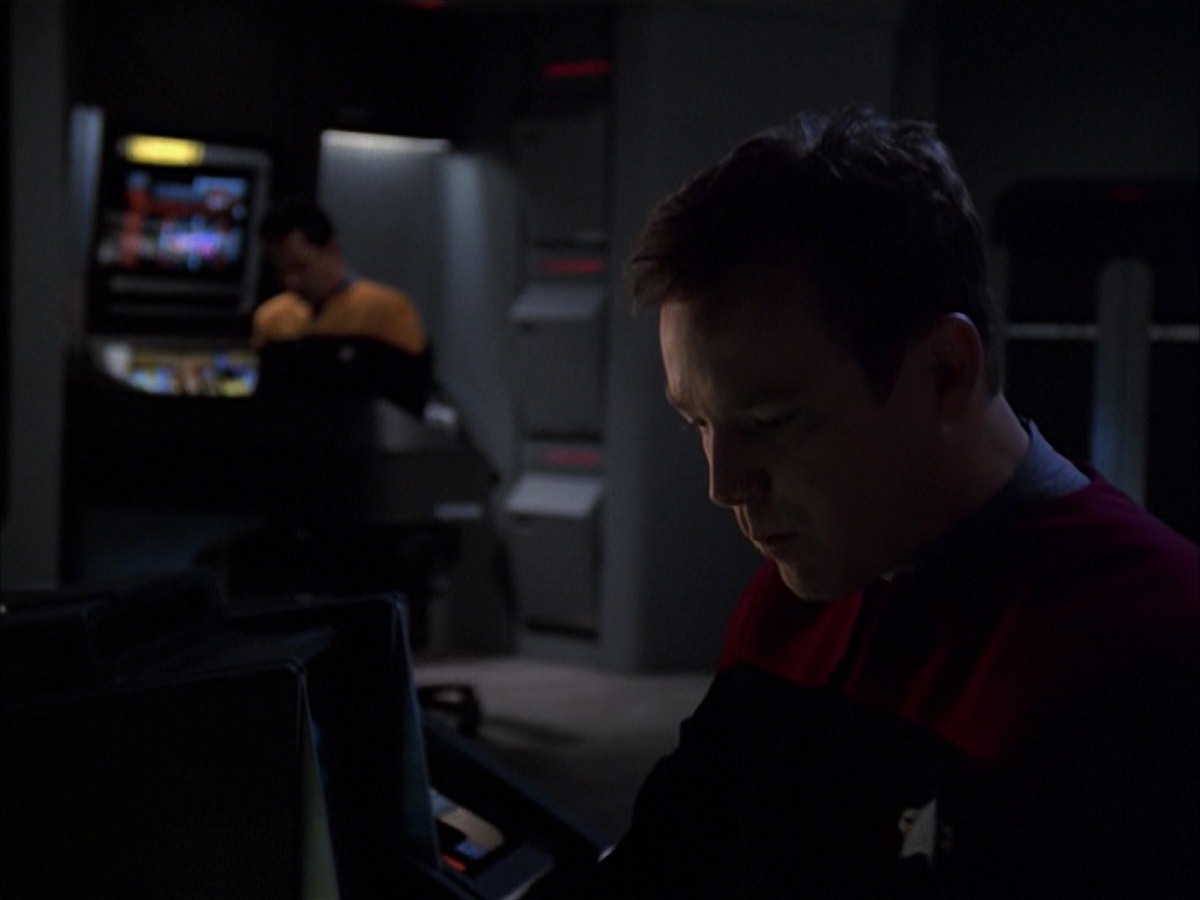 extant_StarTrek_VOY_7x19-Q2_0840.jpg