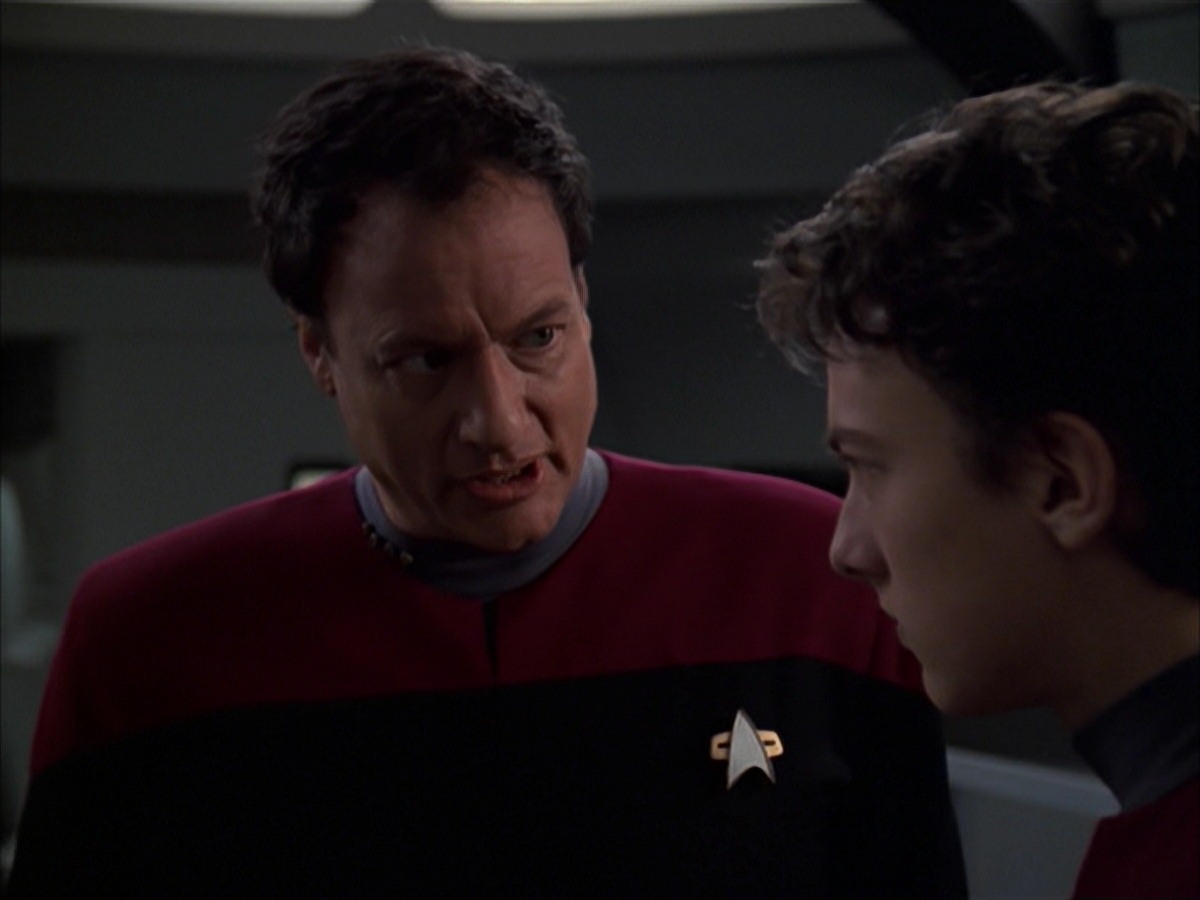 extant_StarTrek_VOY_7x19-Q2_0879.jpg