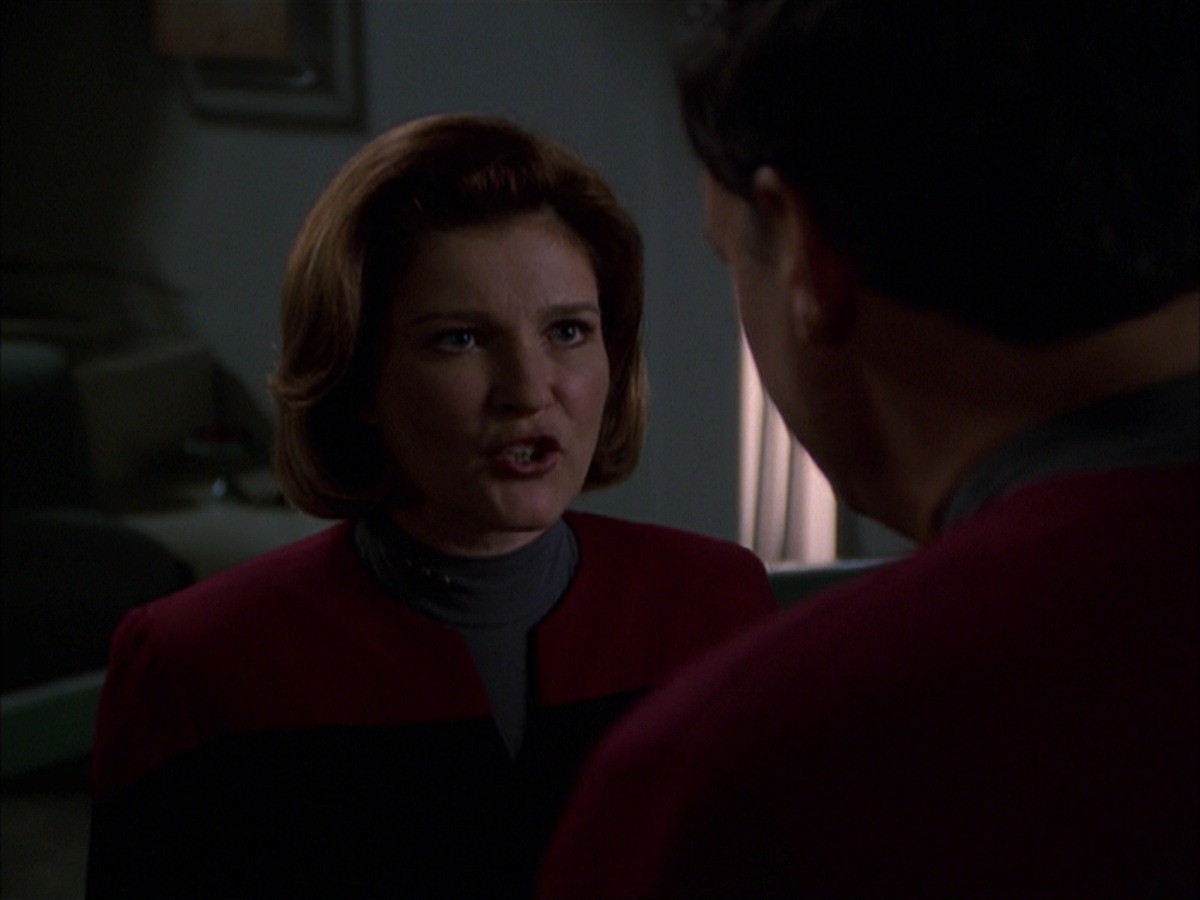 extant_StarTrek_VOY_7x19-Q2_0907.jpg