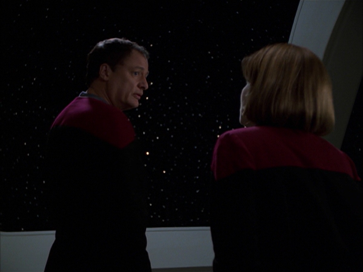 extant_StarTrek_VOY_7x19-Q2_0942.jpg