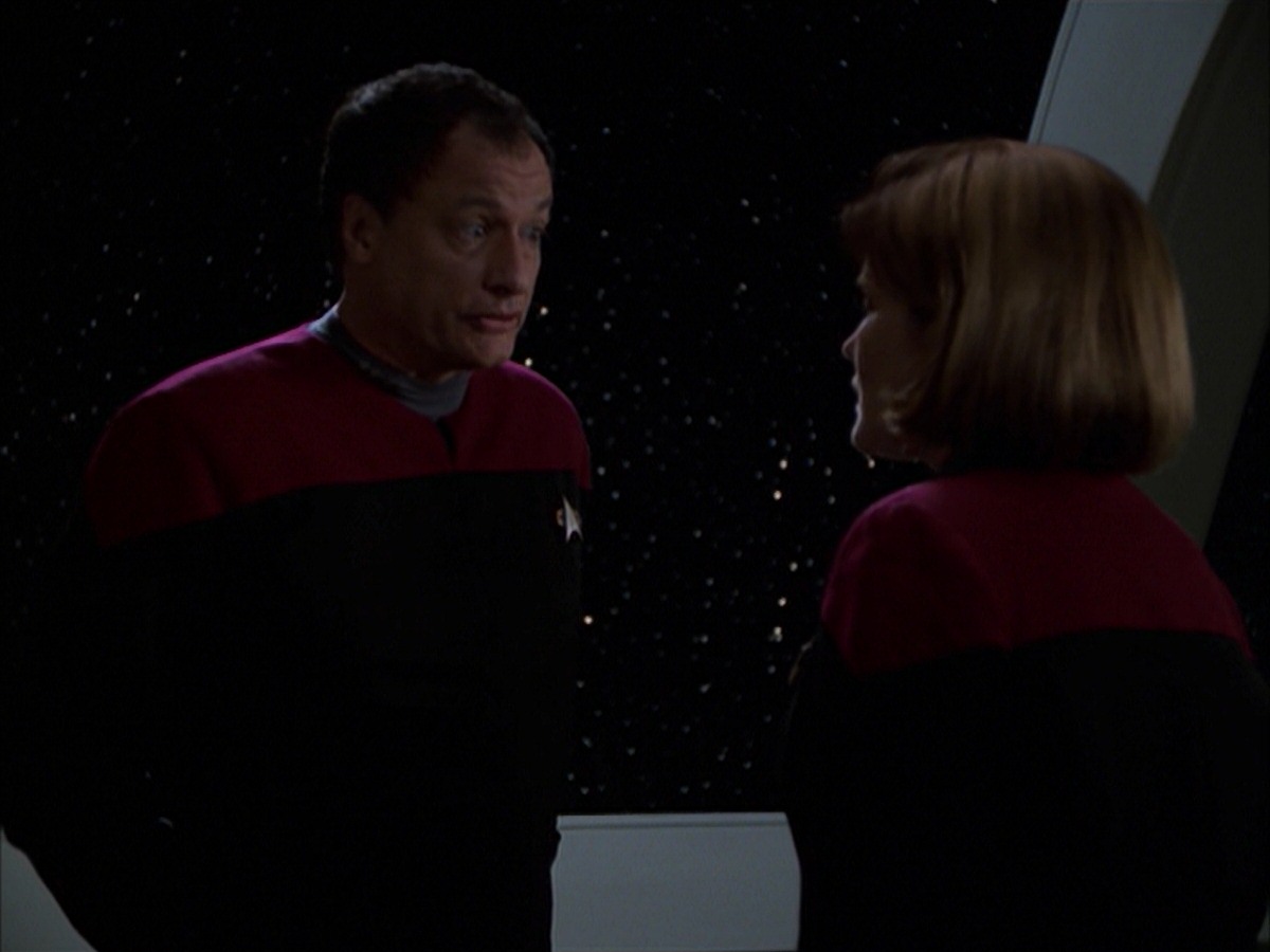 extant_StarTrek_VOY_7x19-Q2_0954.jpg