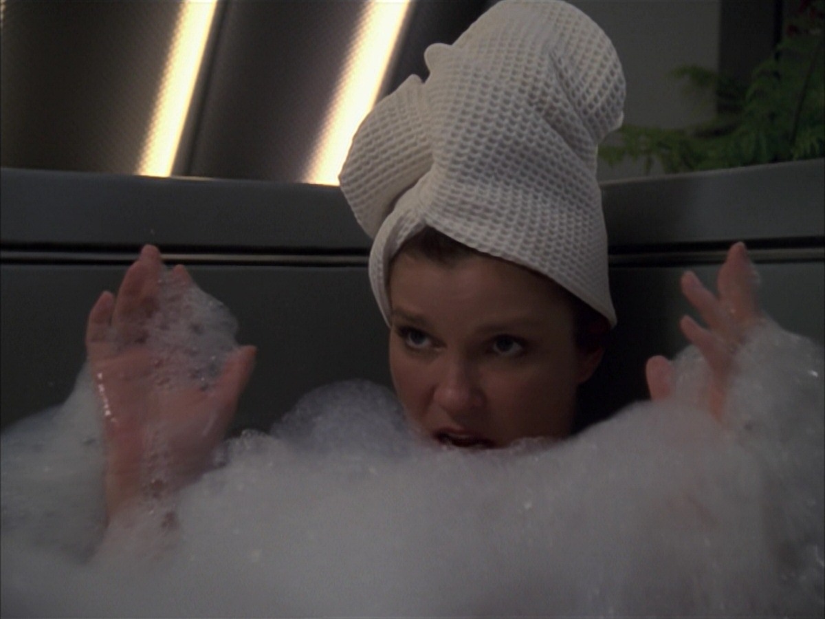 extant_StarTrek_VOY_7x19-Q2_1192.jpg