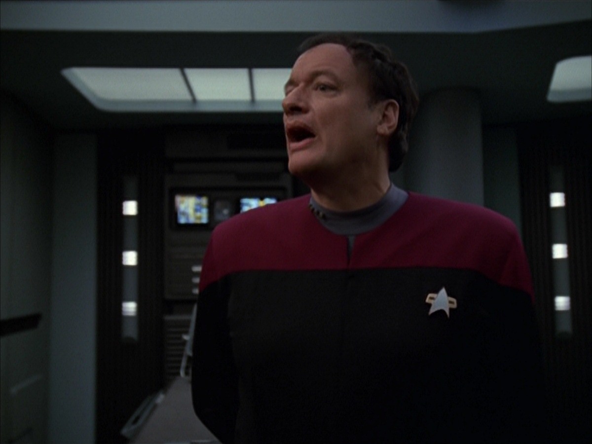 extant_StarTrek_VOY_7x19-Q2_1278.jpg